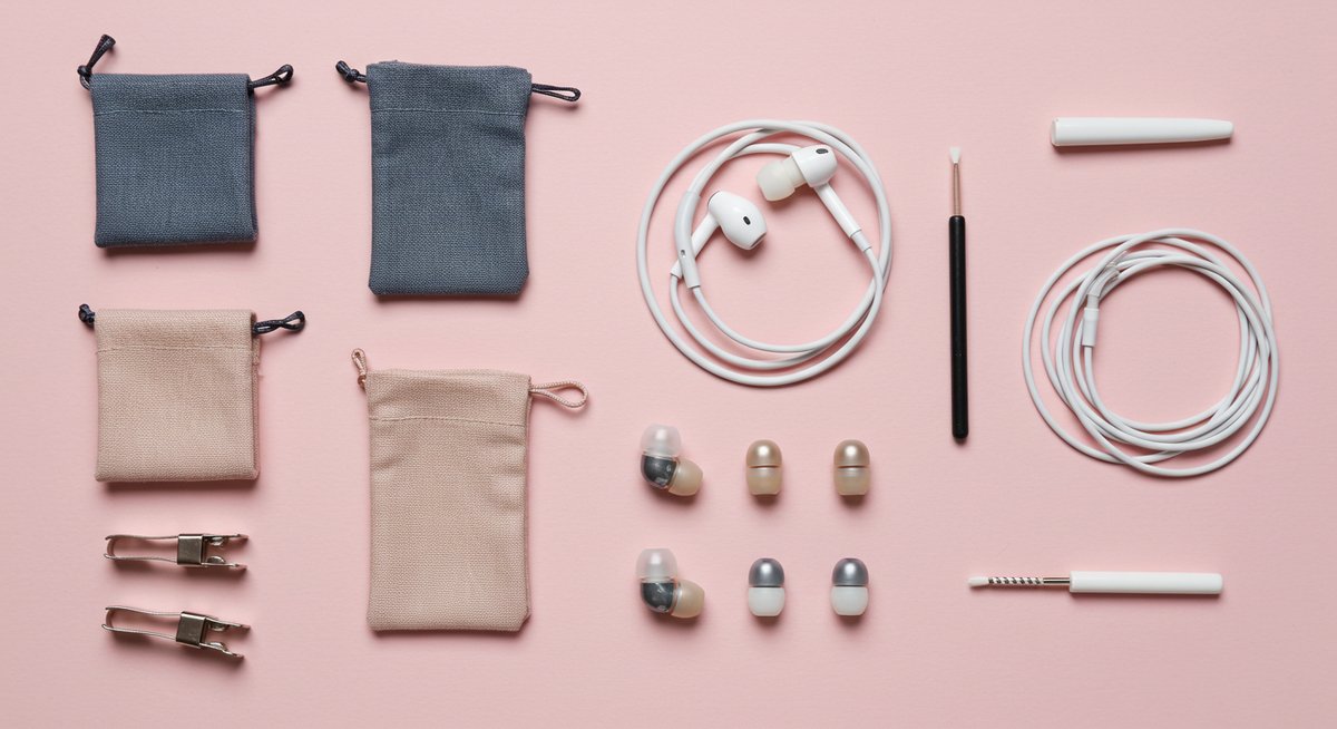 有線イヤホン ダサい